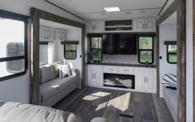 Specific things to look for or test out when picking up new RV from dealer?