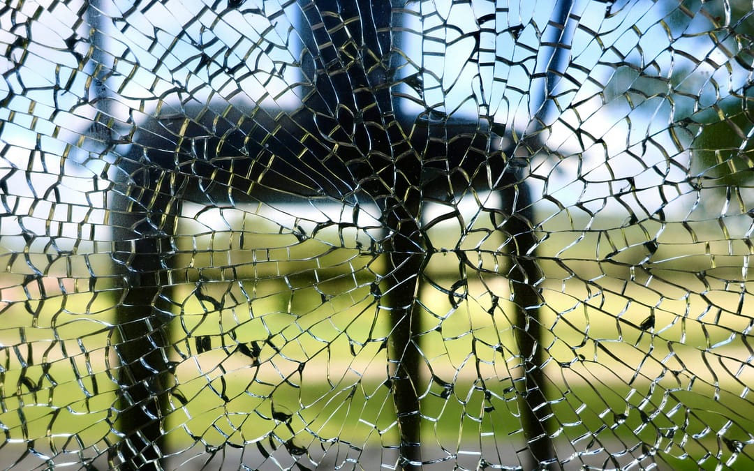 Does Putting Reflectix in Your RV Windows Cause the Windows to Crack?