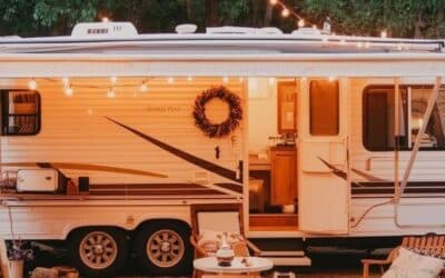 Full‑Time Living in an RV vs. Stationary RV Living | Life in The RV
