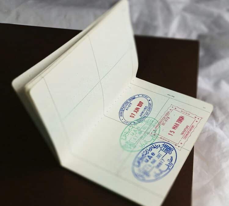 Why You Should Work With an Immigration Lawyer for Your Visa
